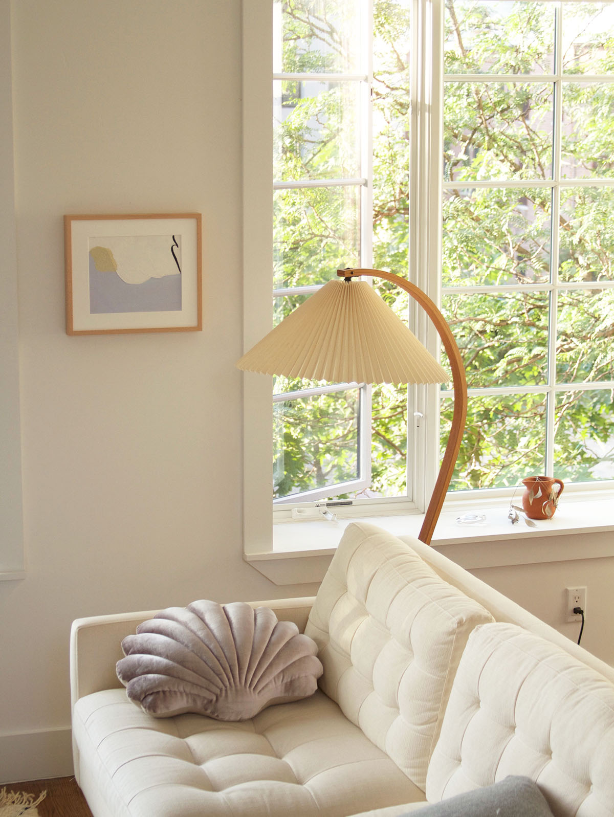 Radilum Caprani Floor Lamp Beech Wood and Linen